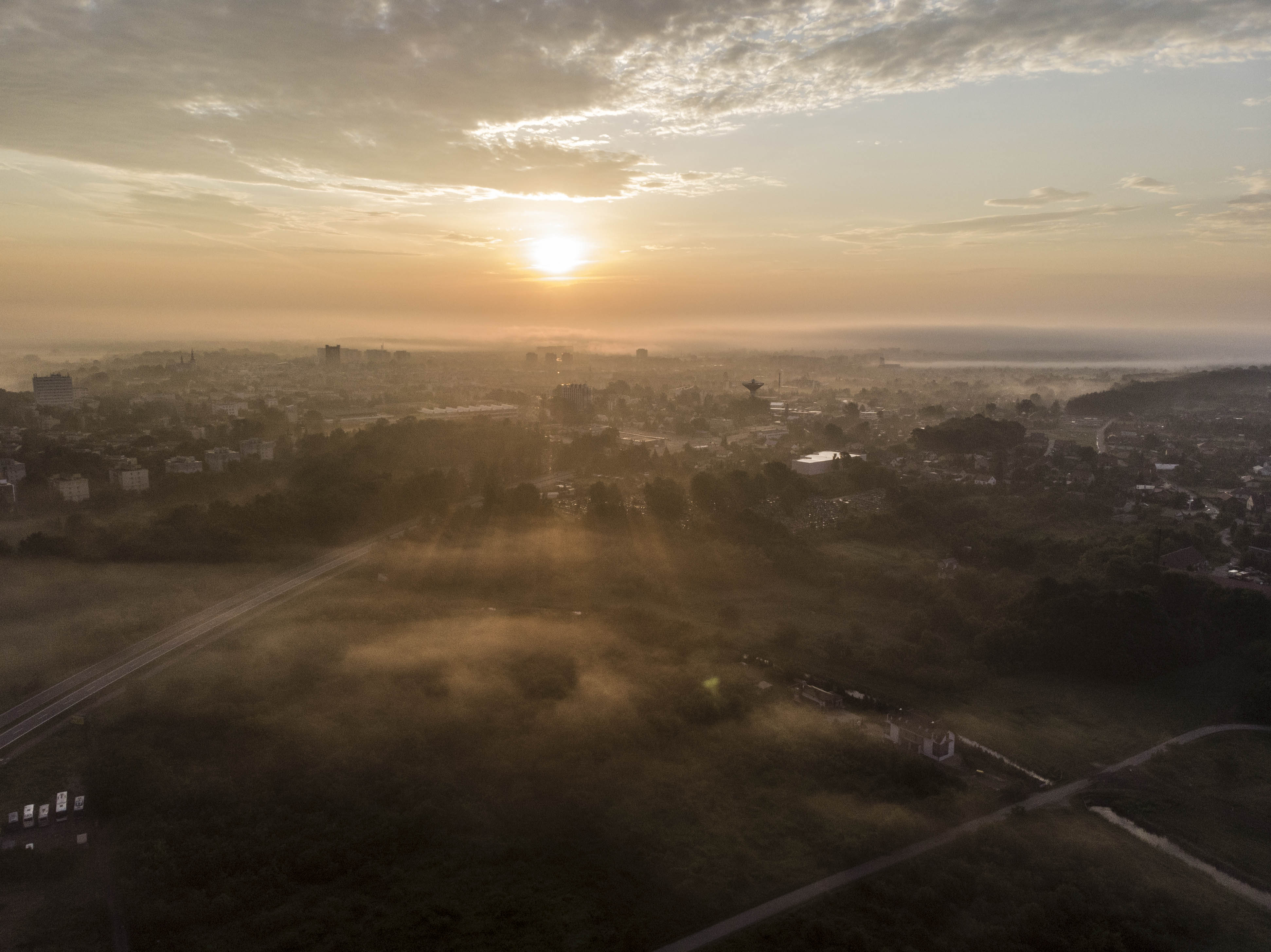 Tarnobrzeg o wschodzie słońca